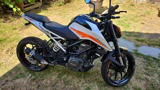 2023 KTM Duke