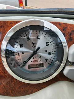 Clean Sensation 1600R Mercury 115Hp