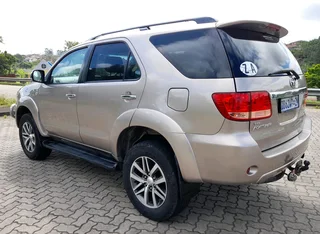 2008 Toyota Fortuner 3.0 D4D 4X4_251000km with Service History