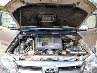2008 Toyota Fortuner 3.0 D4D 4X4_251000km with Service History