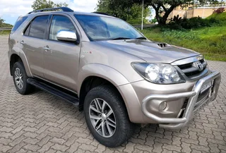 2008 Toyota Fortuner 3.0 D4D 4X4_251000km with Service History