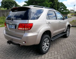 2008 Toyota Fortuner 3.0 D4D 4X4_251000km with Service History