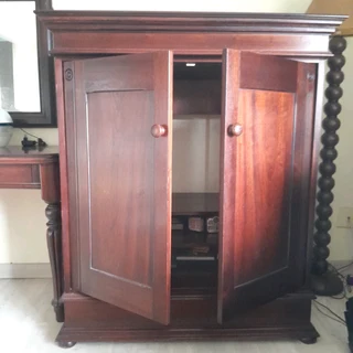 Mahogany Solid Wood TV Stand