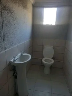 2 Bedroom Cottage For Rent