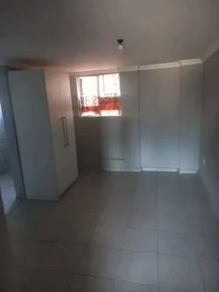 2 Bedroom Cottage For Rent