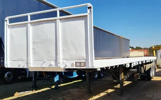 Very clean flat deck for sale