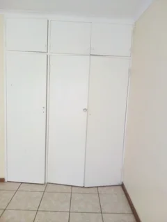 rent a room in centurion gaunteng water and electricity indluded