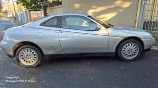 1996 Alfa Romeo GTV Coupe 916 T-Spark...