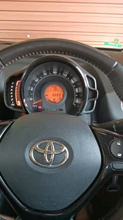 Toyota AYGO X Play 2019 81 000km R160 000 neg