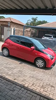 Toyota AYGO X Play 2019 81 000km R160 000 neg