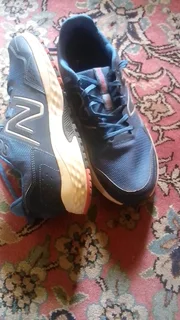 Men&#39;s SQUASH &amp; WALKING shoes...HiTEC &amp; NEW Balance / SIZE UK 10 X2 !