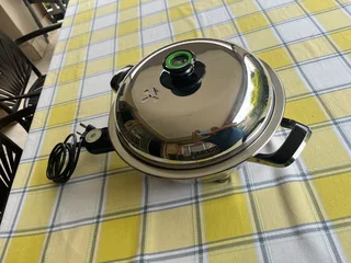 AMC Classic Electric Frying Pan