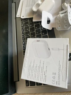 Apple AirPods Pro (2nd Generation)