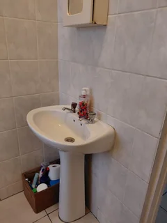 *** 1 Bedroom TO LET - Major Calvert rd - Austerville - R3800pm***