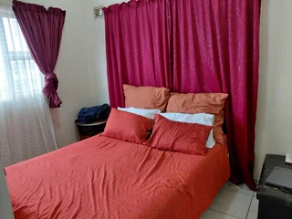 *** 1 Bedroom TO LET - Major Calvert rd - Austerville - R3800pm***