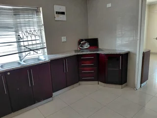 ***3 Bedroom house TO LET - St Theresa Rd, Sydenham -R8500pm