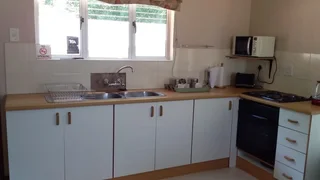 *** 1 Bedroom garden cottage - Sydenham - R7000pm***