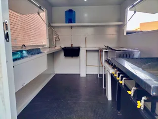 Black Friday Special ! Buy a Mobile Trailer % Get Branding !