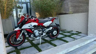 MV Agusta Rivale / Stradale 800 ‘16