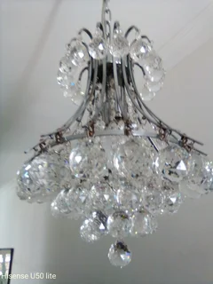 SPARKLE CHANDELIER CLEANING