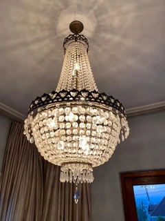 CHANDELIER CLEANING