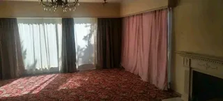 Room - Ad posted by Estelle Shaw