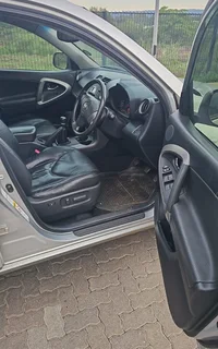 Toyota RAV-4 Crossover