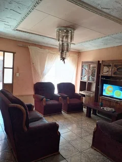 3 Bedroom House for sale Lotus Garden R800 000