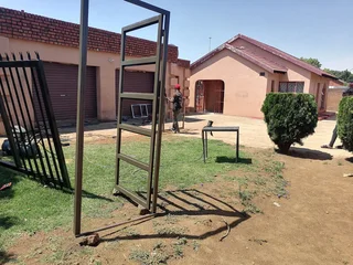 3 Bedroom House for sale Lotus Garden R800 000