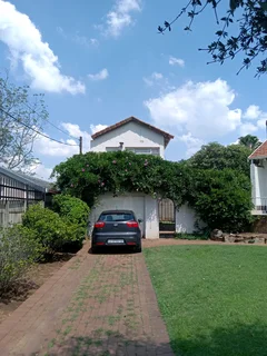 Blairgowrie Cottage - North Facing