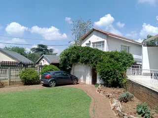 Blairgowrie Cottage - North Facing