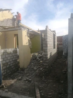 Andrew buider available