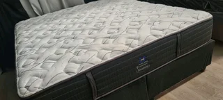 KING EXTRA LENGTH BED WITH POCKET SPRING AND BASES