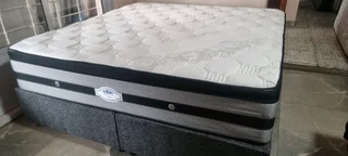 QUEEN BED WITH THICK HEAVY DUTY PILLOWTOP MATRESS AND BED BASE R4500