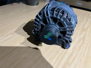 Vw T5 kombi Alternator for sale