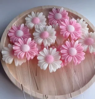 Tealight scented candles