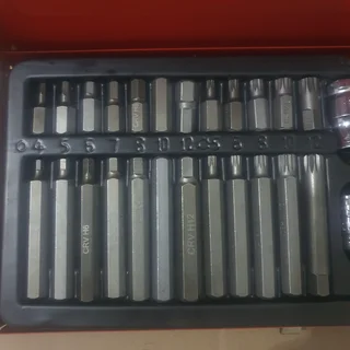 40 Piece Hex and Spline Bit Set