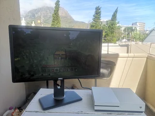 DELL 24&#34; Monitor – Model P2412Hb