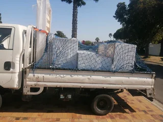 We offer removal, collections and deliveries