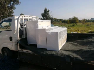 We offer removal, collections and deliveries