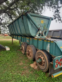 2002 BURG side Tipper