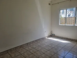 1 Bedroom Unfurnished Apartment - Virginia, Durban North