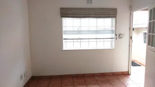 Bachelor/Studio Unfurnished Apartment - Umhlanga