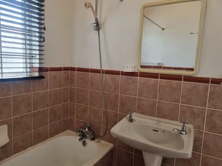 Bachelor/Studio Unfurnished Apartment - Umhlanga