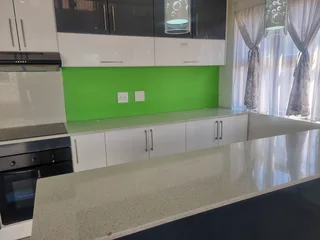 1.5 Bedroom Unfurnished Apartment - Somerset Park