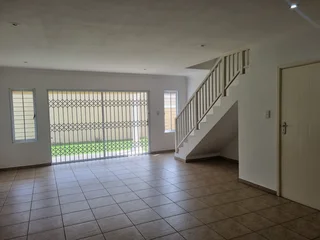 4 Bedroom Unfurnished Townhouse - Mount Edgecombe