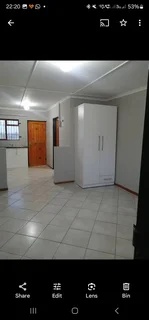 Big Bachelor flat to rent available from 1 Feb in Corana Mthatha