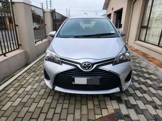 Toyota Yaris 1.3 CVT 2015