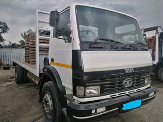 TATA LPT 1518c Flatdeck 8 TON KwaZulu Natal