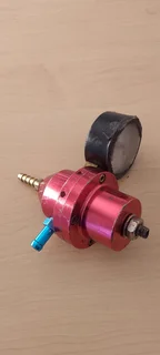 R300 Adjustable Fuel Pressure Regulator